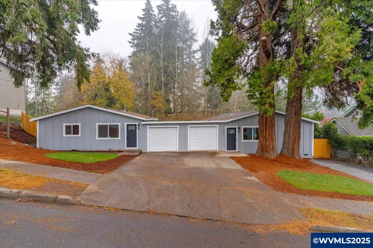 712  12th St, Sweet Home, OR 97386 - Image #1