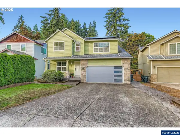 7238 NE Shaleen  St, Hillsboro, OR 97124