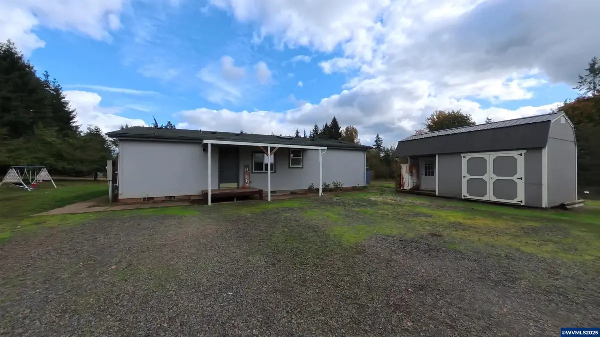 34125 E Lacomb Rd, Lebanon, OR 97355 - Image #1
