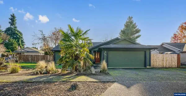 304  5th St NW, Sublimity, OR 97385