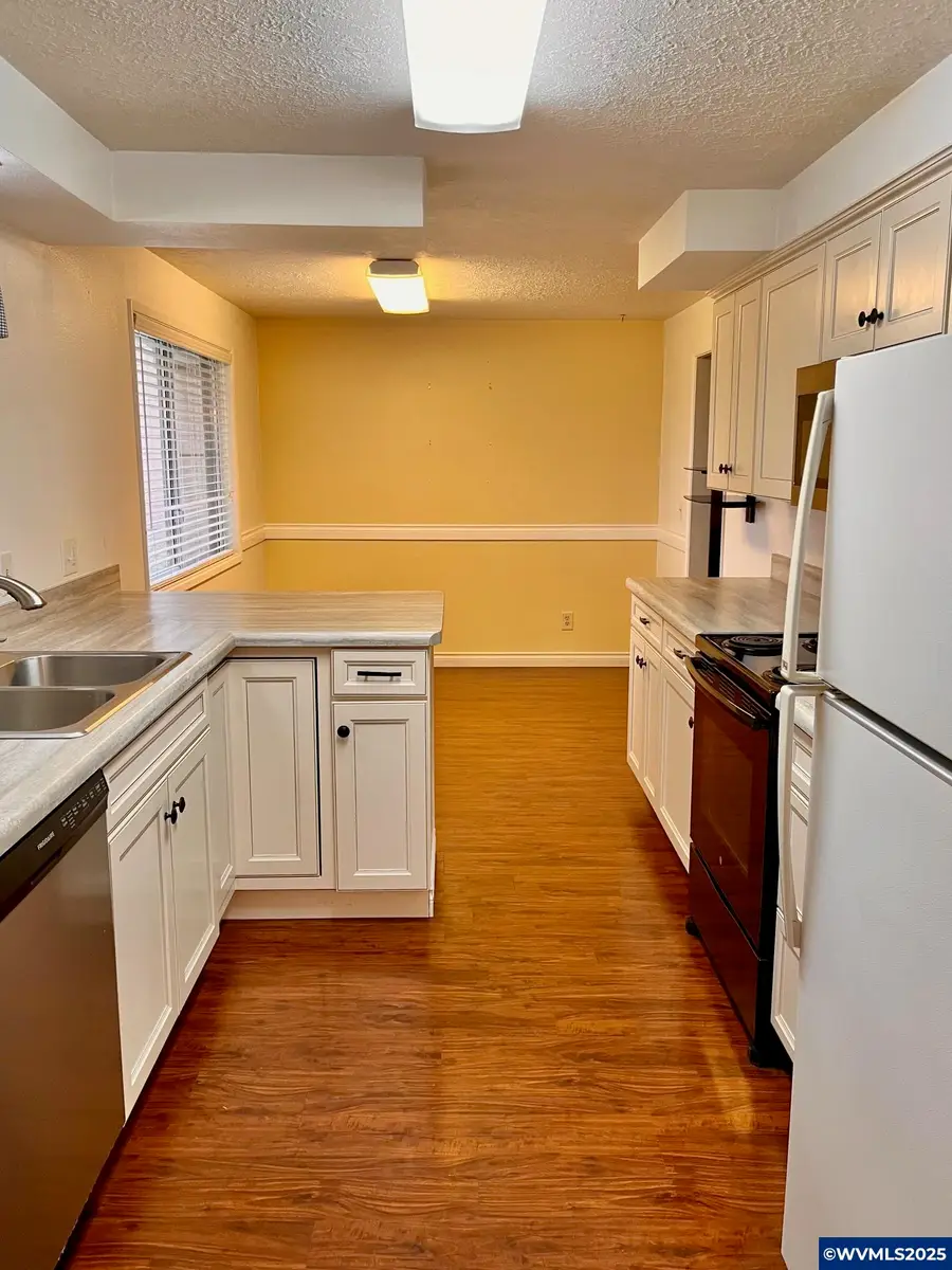 474  E Clackamas Cir, Woodburn, OR 97071 - Image #3