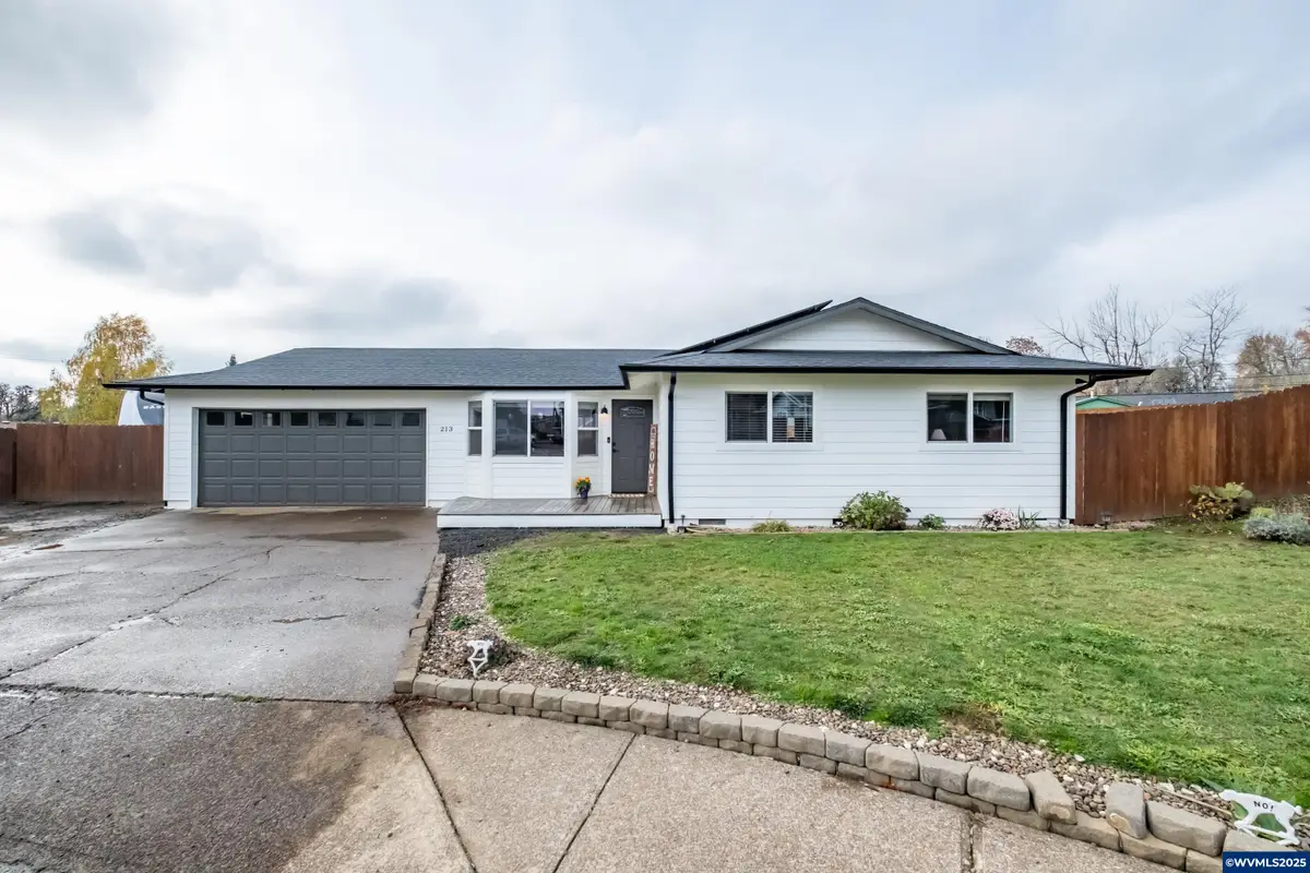 213 NW Lalack Ct, Dallas, OR 97338 - Image #1