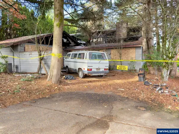 4455  Matthews Lp S, Salem, OR 97302