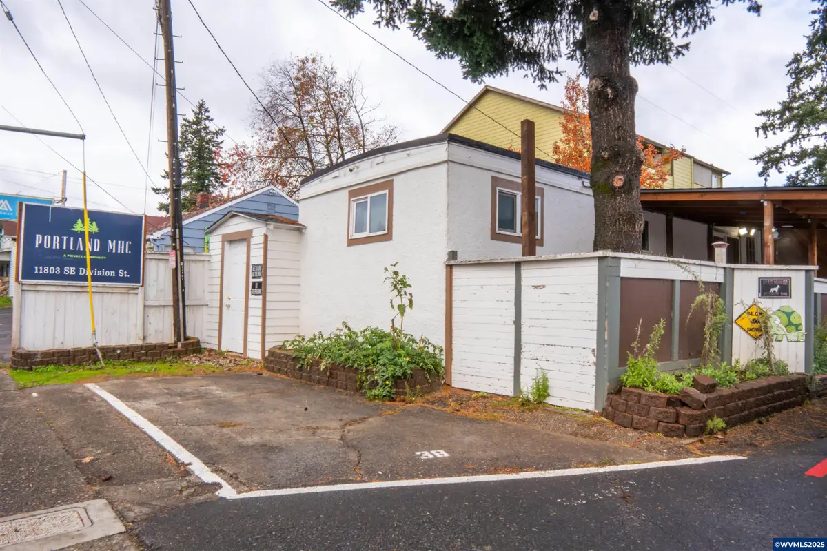 11803 SE Division St, Portland, OR 97209 - Image #1