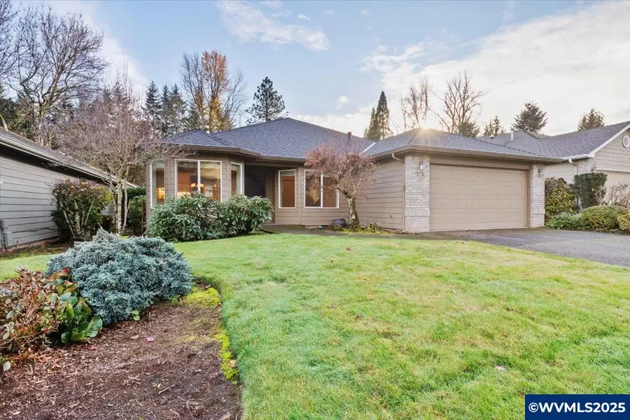 374  Cimarron Ct SE, Salem, OR 97306 - Image #2