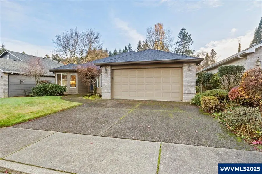 374  Cimarron Ct SE, Salem, OR 97306 - Image #3