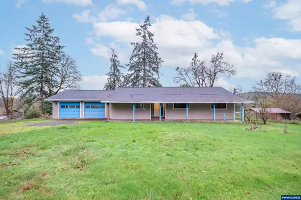 39142  Loma Dr, Scio, OR 97374