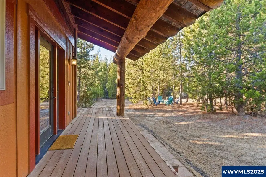 141152  Crescent Moon Dr, Crescent Lake, OR 97733 - Image #3