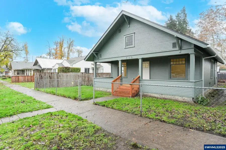 715  19th St SE, Salem, OR 97301 - Image #2