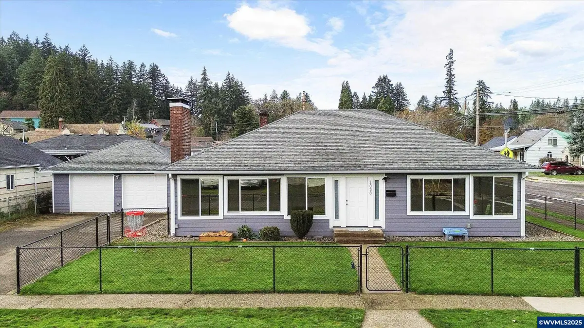 1038  3rd Av, Sweet Home, OR 97386 - Image #1