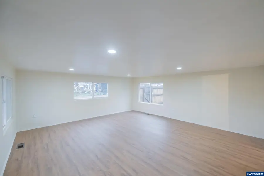 1862  Ulex St, Sweet Home, OR 97386 - Image #2