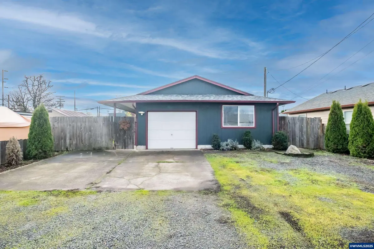 1940  17th Av SE, Albany, OR 97322 - Image #1