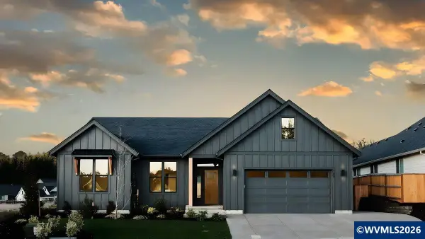 789  Riley Dr, Silverton, OR 97381