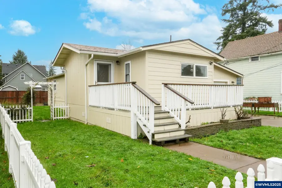 1833  2nd Av SE, Albany, OR 97321 - Image #2