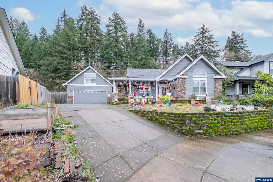 920  Filbert St, Brownsville, OR 97327 - Image #2