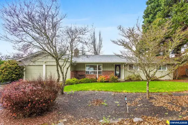 5435  Val View Dr SE, Turner, OR 97392