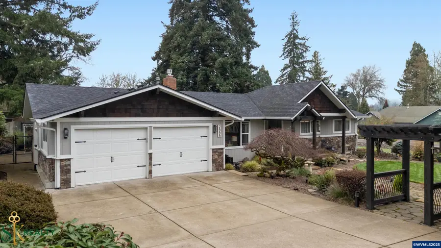 2555 NW Squire Pl, Albany, OR 97321 - Image #3