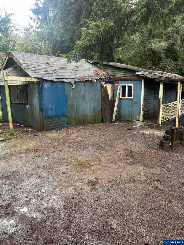 2133 SW Bard Rd, Lincoln City, OR 97367