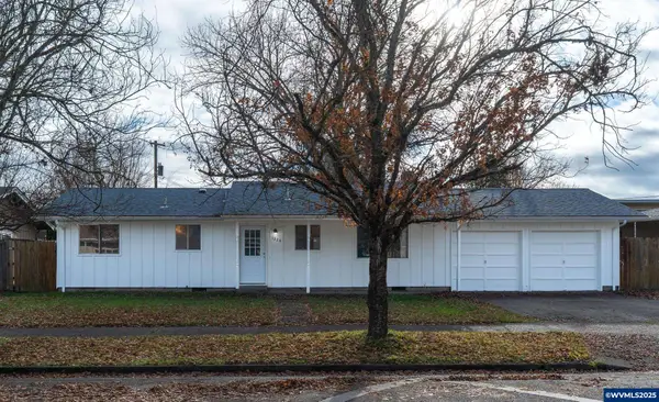 1324  31st Av SE, Albany, OR 97322