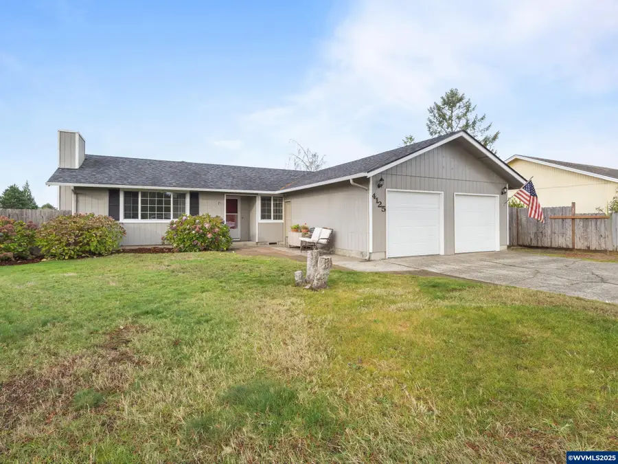 4125  Spruce St, Florence, OR 97349 - Image #2