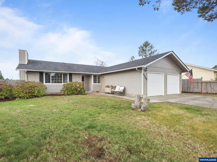 4125  Spruce St, Florence, OR 97349 - Image #3