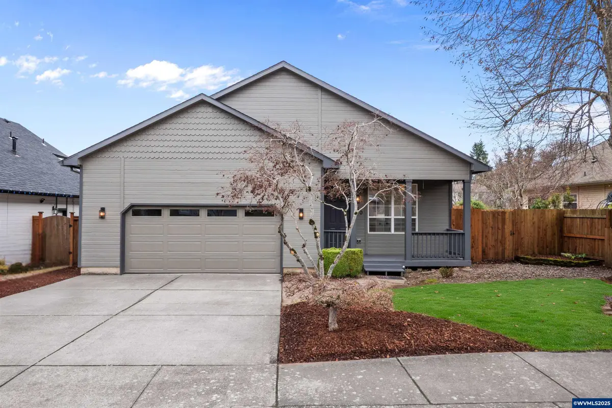 240  Norway St, Silverton, OR 97381 - Image #1