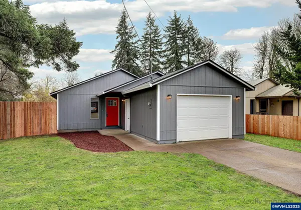 339 NE Yamhill St, Willamina, OR 97396