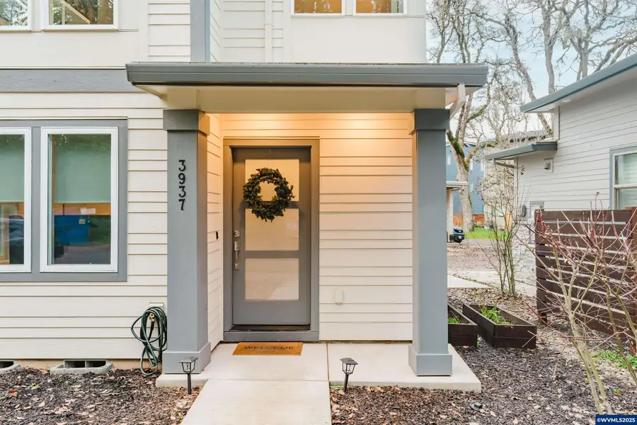 3937  Cousteau Dr SE, Salem, OR 97302 - #3