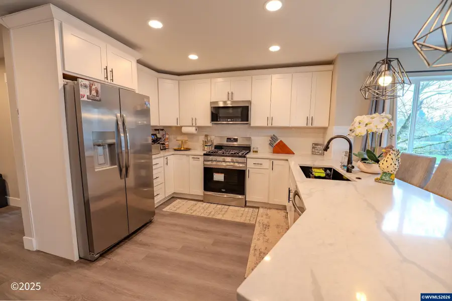 780 778 E Jefferson St, Stayton, OR 97383 - Image #3