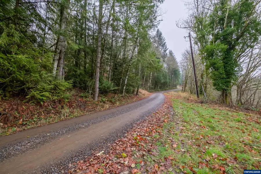 38353 SW Laurelwood Rd, Gaston, OR 97119 - Image #2