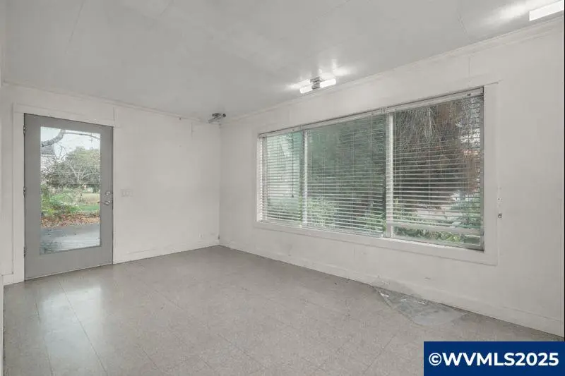 2735  Summer St SE, Salem, OR 97302 - Image #2