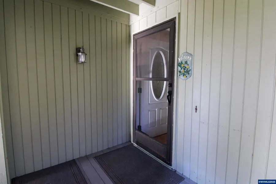 1035  Chestnut St NW, Salem, OR 97304 - Image #2