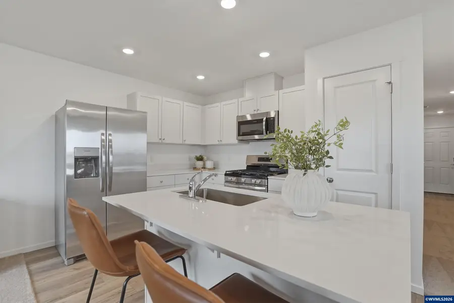 1392  Nolan Av SE, Albany, OR 97322 - #3