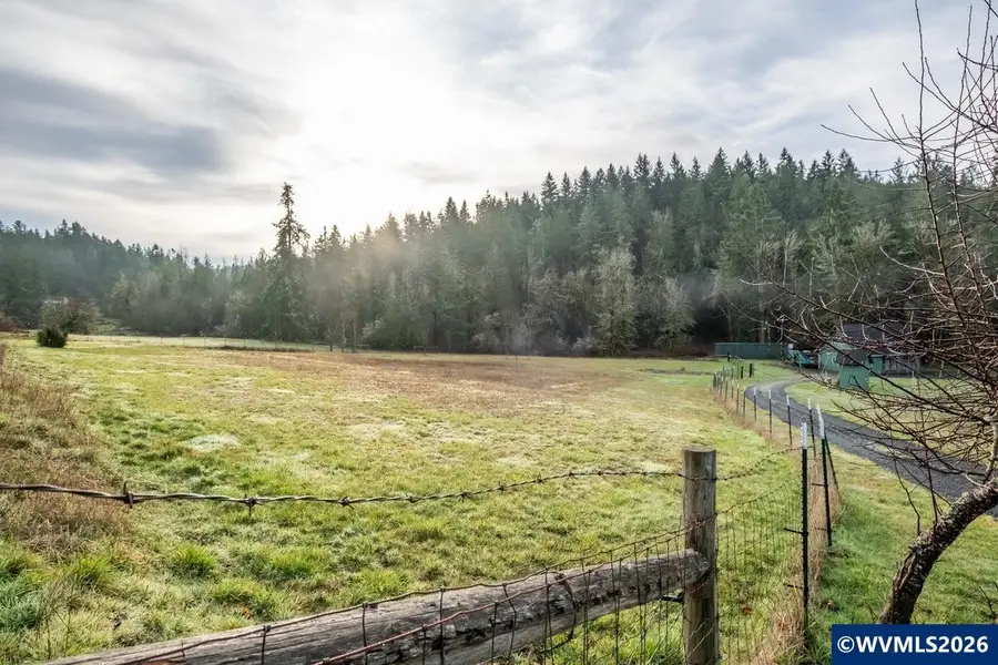 37905 S Wilhoit Rd, Molalla, OR 97038 - #2