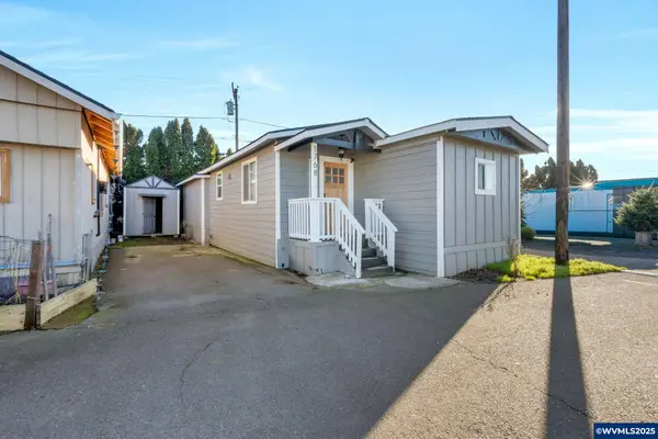 1768  38th Pl NE, Salem, OR 97305