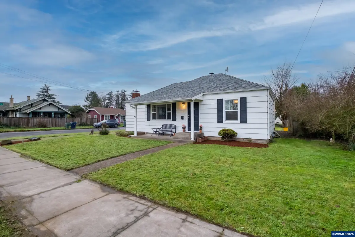 590  Monmouth St, Independence, OR 97351 - Image #1