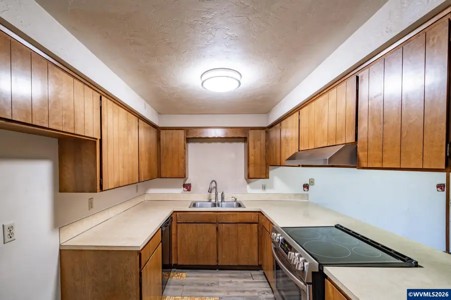 2652 S 11th St, Lebanon, OR 97355 - Image #3