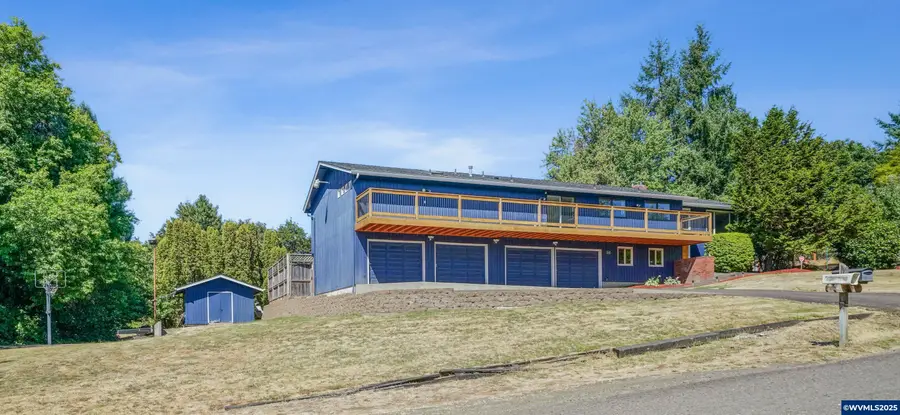 3212  Terrace NW Dr, Albany, OR 97321 - Image #2