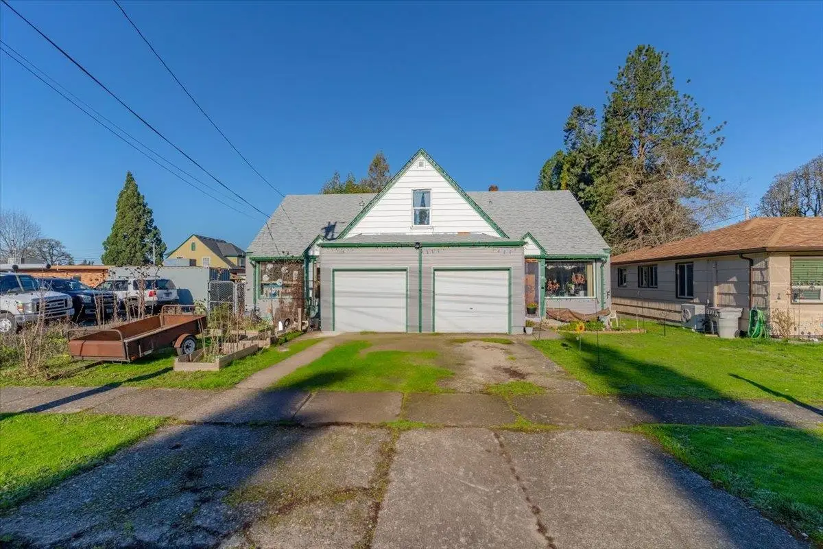 55 E Carolina (-56) St, Lebanon, OR 97355 - Image #1