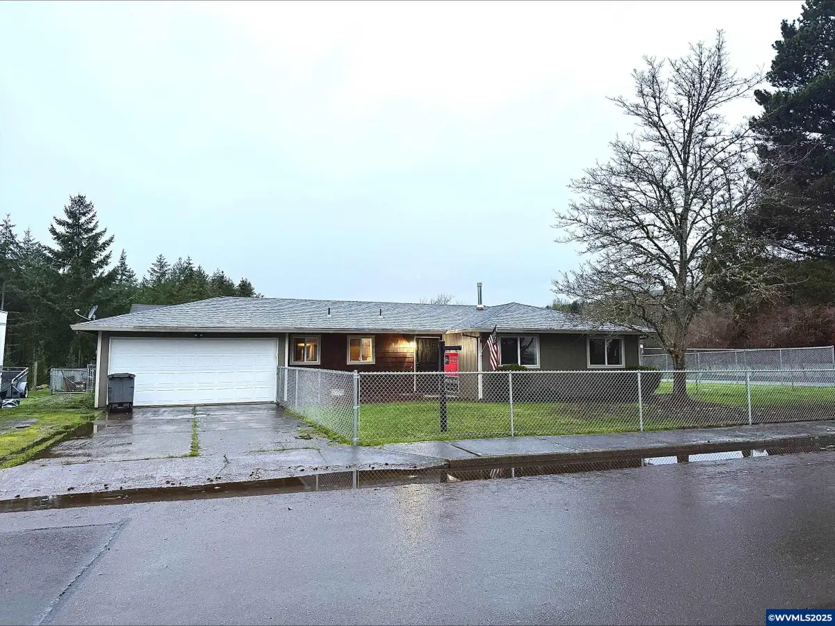 454 NE Elm St, Sheridan, OR 97378 - #1