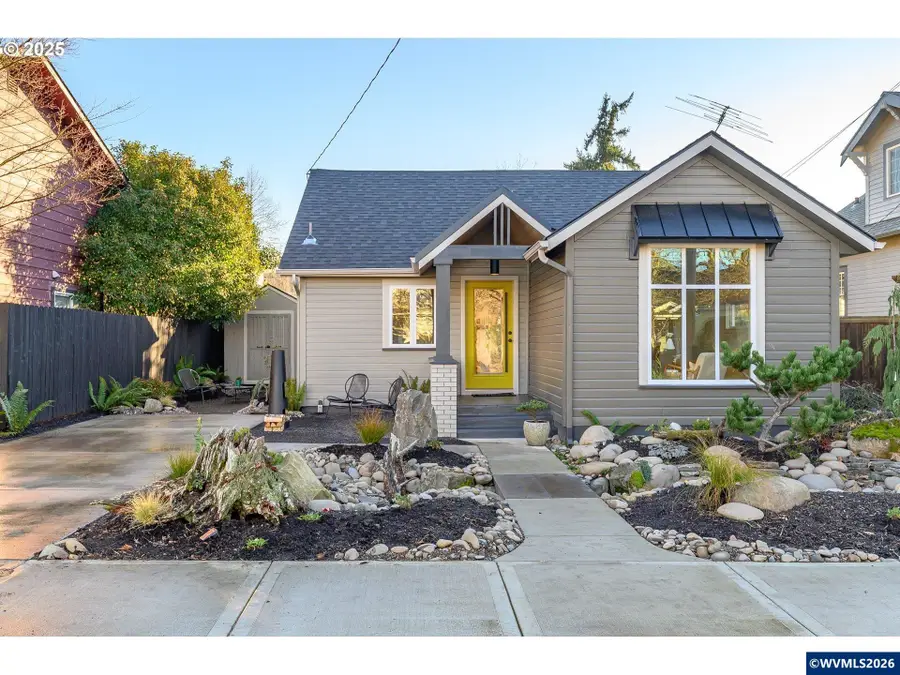 326 NE 8th St, McMinnville, OR 97128 - Image #2