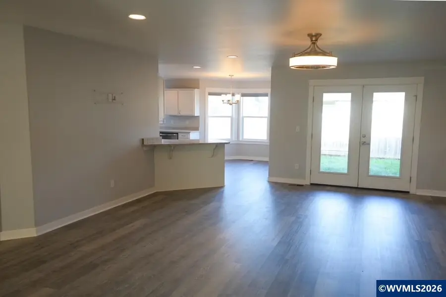 347  Shannon Pl, Lebanon, OR 97355 - Image #2