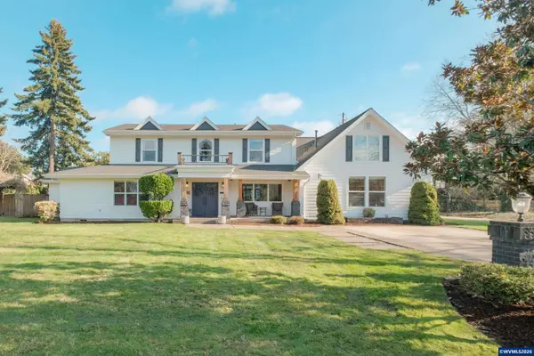 255  Country Club  Ln NW, Albany, OR 97321