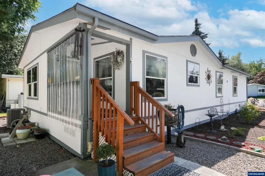 1905  Waverly #27 Dr SE, Albany, OR 97322 - Image #3