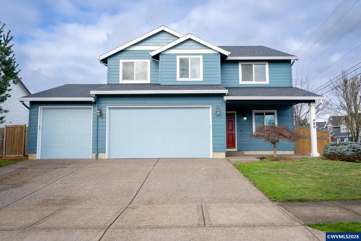 489  Tulip Av, Woodburn, OR 97071 - #1