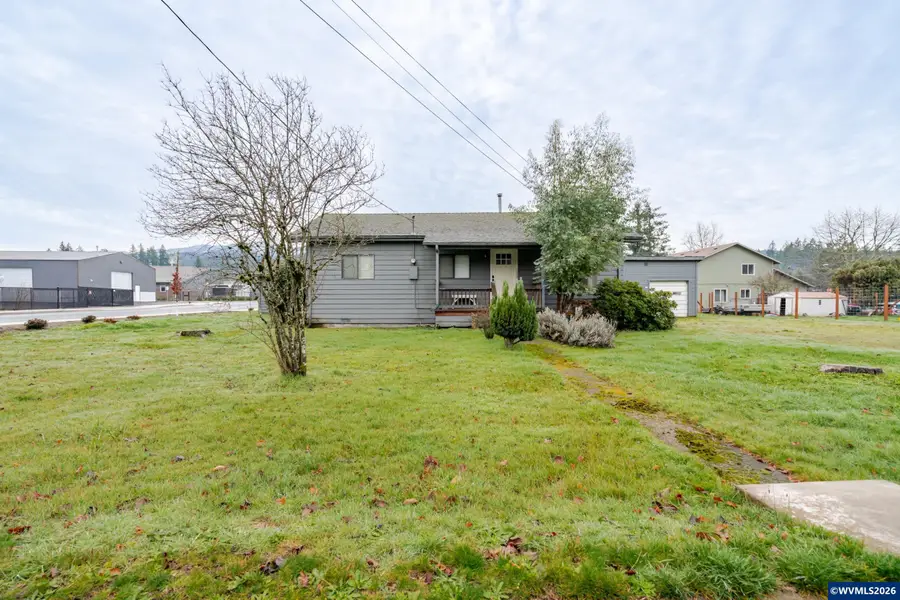 410 SW Broadway St, Mill City, OR 97360 - #3