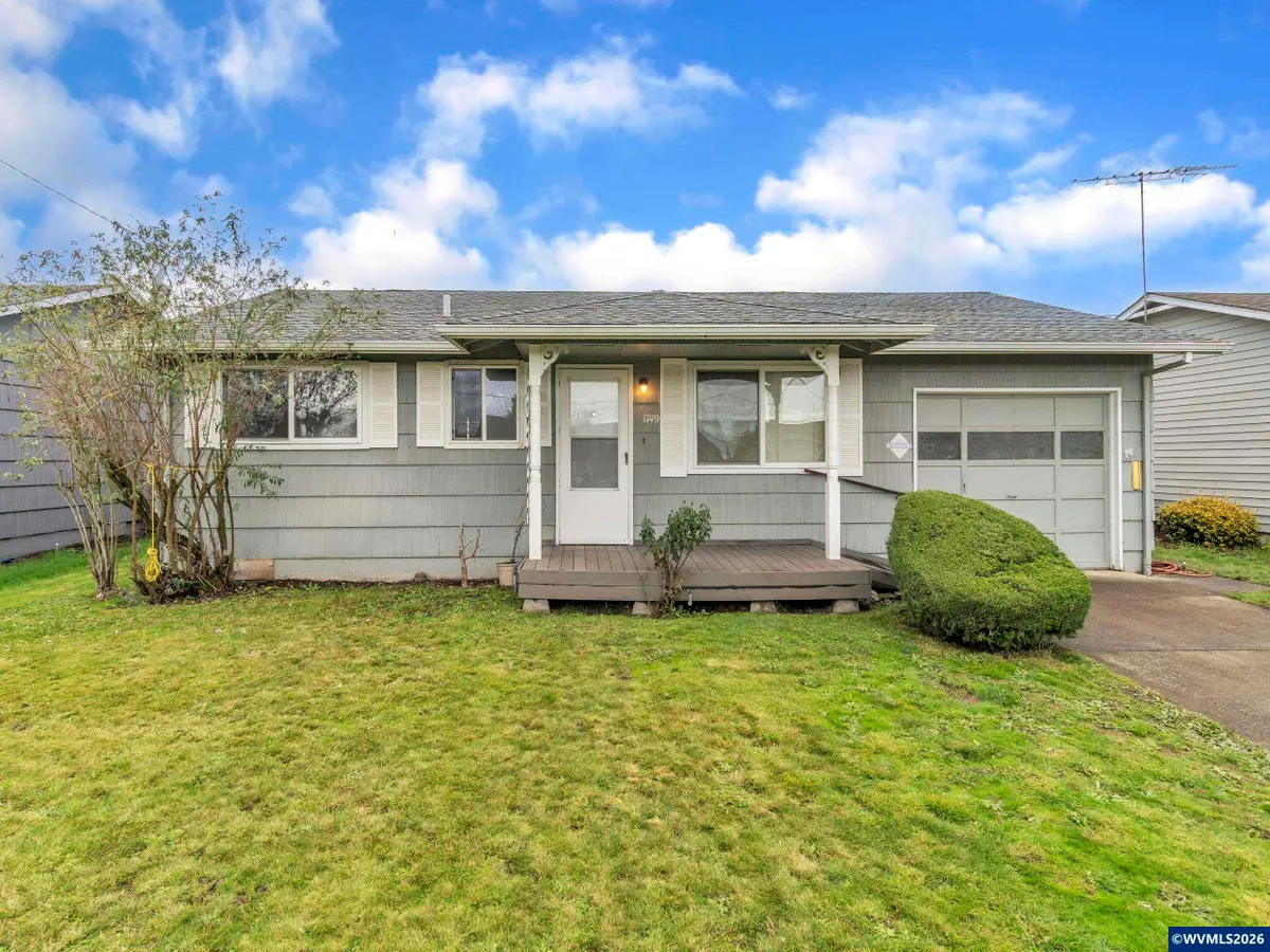 1749  Thompson Rd, Woodburn, OR 97071 - #1