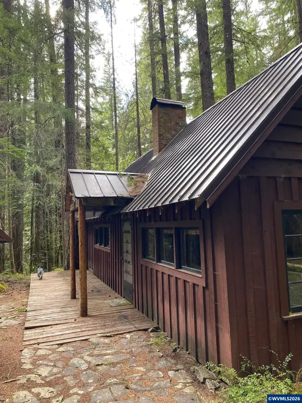 18  Marion Creek Rd, Idanha, OR 97350