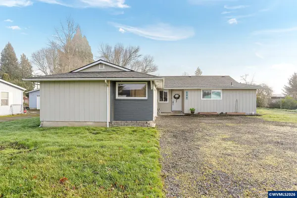 257 N 6th St, Jefferson, OR 97352