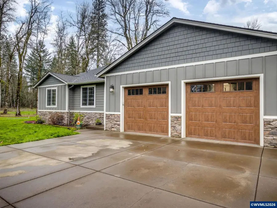 12950 S Barnards Rd, Molalla, OR 97038 - Image #3